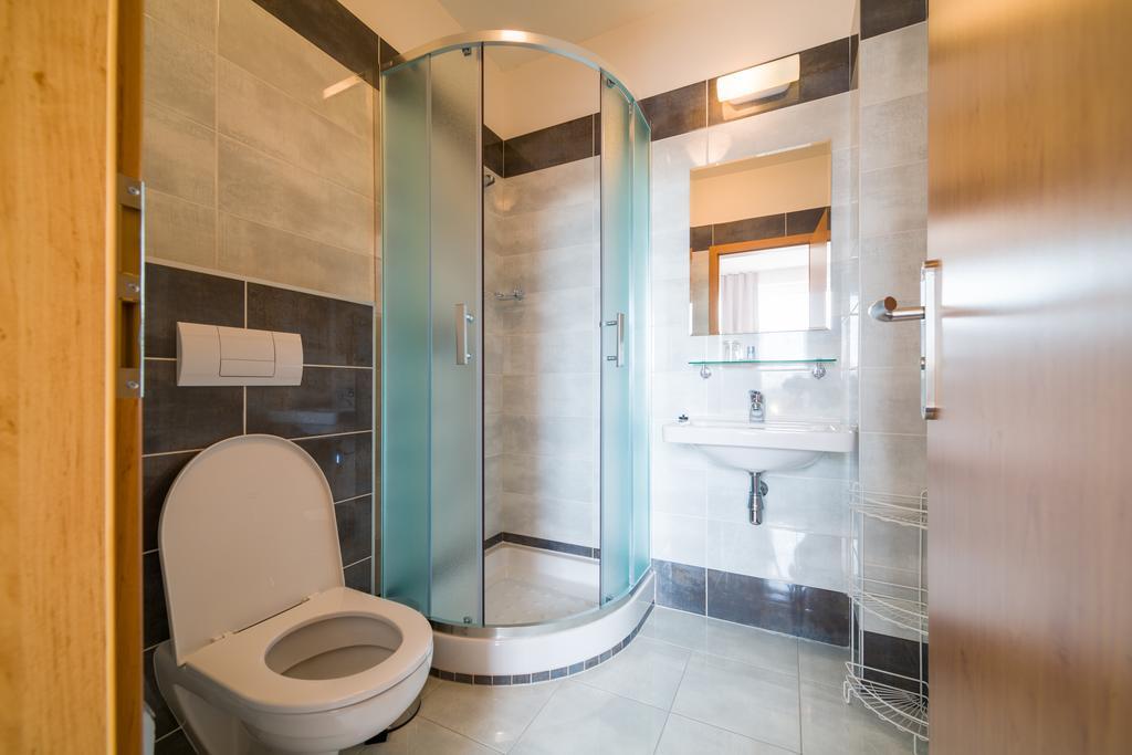 Garni Hotel Тршебонь Экстерьер фото