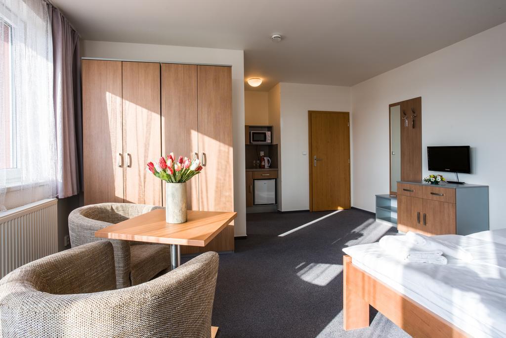 Garni Hotel Тршебонь Номер фото